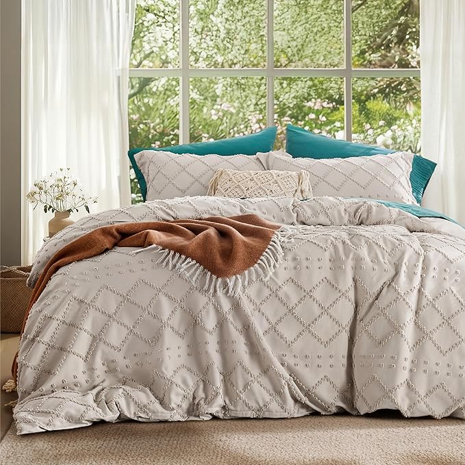 Bedsure Boho Cal King Duvet Cover - Beige Breathable & Soft Boho Bedding, Machine Washable Comforter Cover for All Seasons, Includes 1 Duvet Cover 104"x98" with 2 Pillow Shams & Zipper Closure