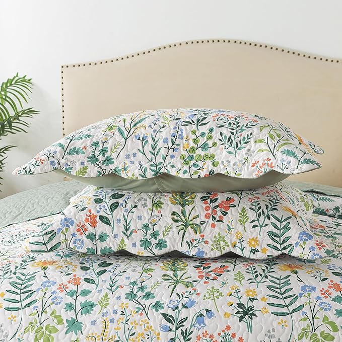 HoneiLife Oversized Queen Bedspread - Floral Quilt Sets 106"x106",3-Piece Lightweight Bedspreads Microfiber Coverlets Queen Quilt Bedding Sets Wildflower Quilts for All Season Use