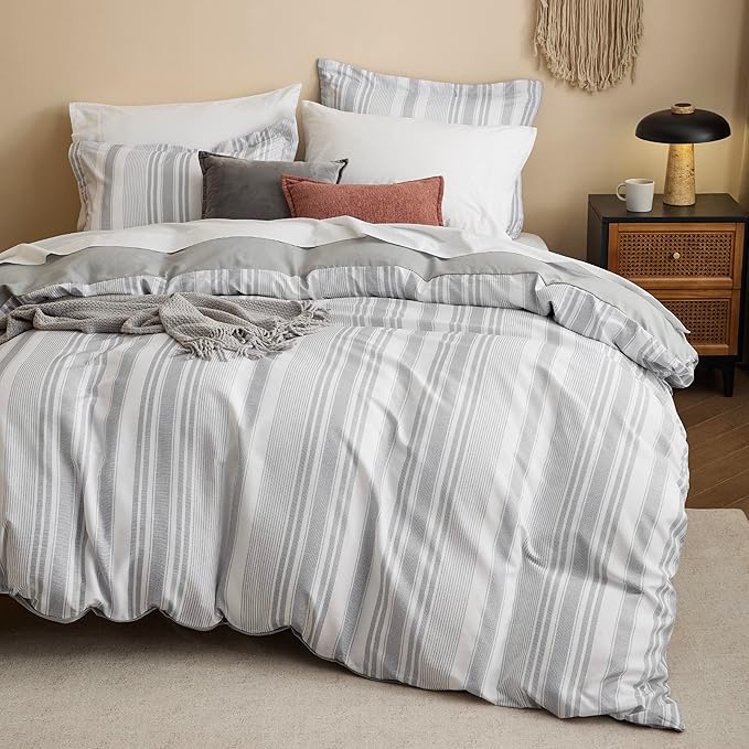 Bedsure Twin/Twin XL Duvet Cover Kids - Striped Reversible Duvet Cover Set with Zipper Closure, 2 Pieces Grey Bedding Set with 8 Corner Ties and 1 Pillow Sham 20"x26"