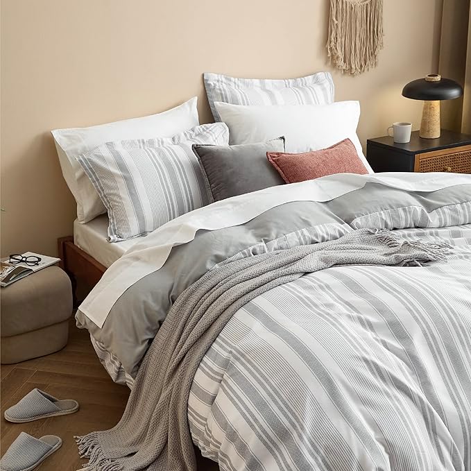 Bedsure Twin/Twin XL Duvet Cover Kids - Striped Reversible Duvet Cover Set with Zipper Closure, 2 Pieces Grey Bedding Set with 8 Corner Ties and 1 Pillow Sham 20"x26"