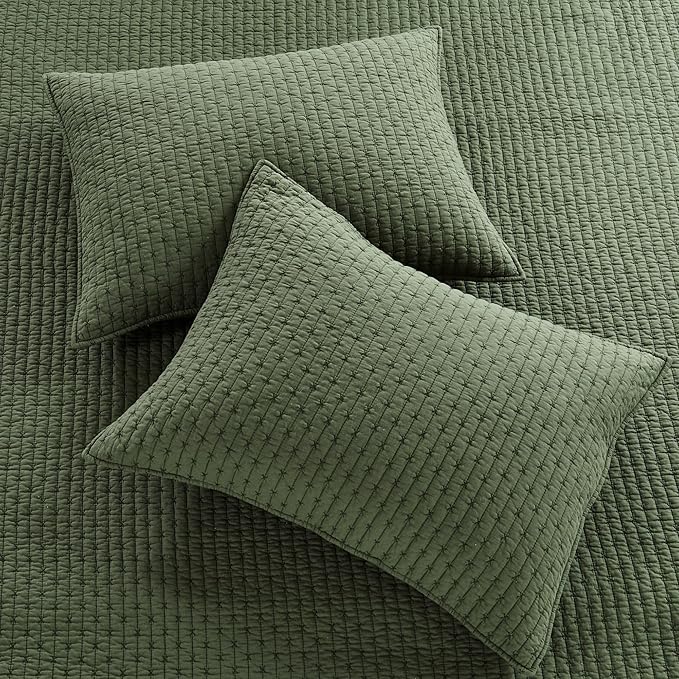 Levtex Home Cross Stitch Reversible Twin XL/Twin Quilt Set (68x86in) with 1 Pillow Sham (26x20in) - Stitch Texture - Forest Green - Cotton Twin Size Quilt Bedding Set - Lightweight, Soft, Pre-Washed