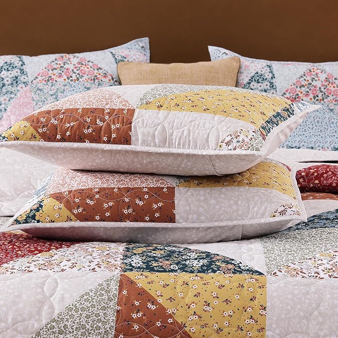 Quilt Set Queen Size, Patchwork Burnt Orange Floral Quilt Sets, Reversible Bedspread Lightweight and Breathable for All Seasons, Soft Quilted Bedspread with 2 Pillow Shams