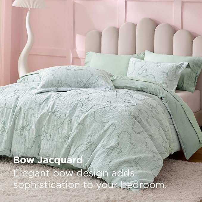 Bedsure Green Duvet Cover King Size with Bowknot Jacquard Design, Soft and Elegant Boho Bedding Set, Luxurious Craftsmanship for a Stylish Bedroom,Includes 1 104"x90" Duvet Cover & 2 Pillow Shams