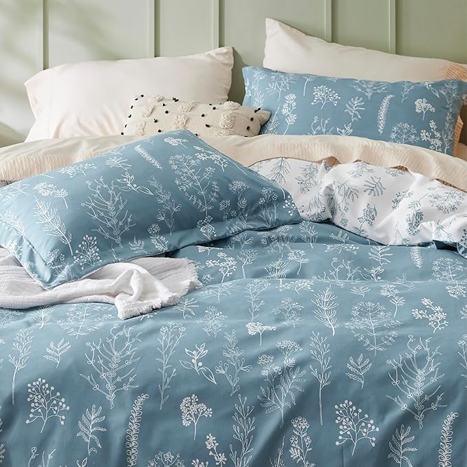 Bedsure Duvet Cover Queen Size - Reversible Mineral Blue Queen Duvet Cover Set with Zipper Closure, 3 Pieces Floral Patterned Bedding Set with 8 Corner Ties and 2 Pillow Shams