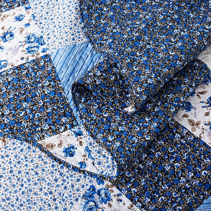 HoneiLife Quilt Set King Size - 3 Piece Microfiber Quilts Reversible Bedspreads Patchwork Coverlets Floral Bedding Set All Season Quilts with Blue and White Porcelain Pattern